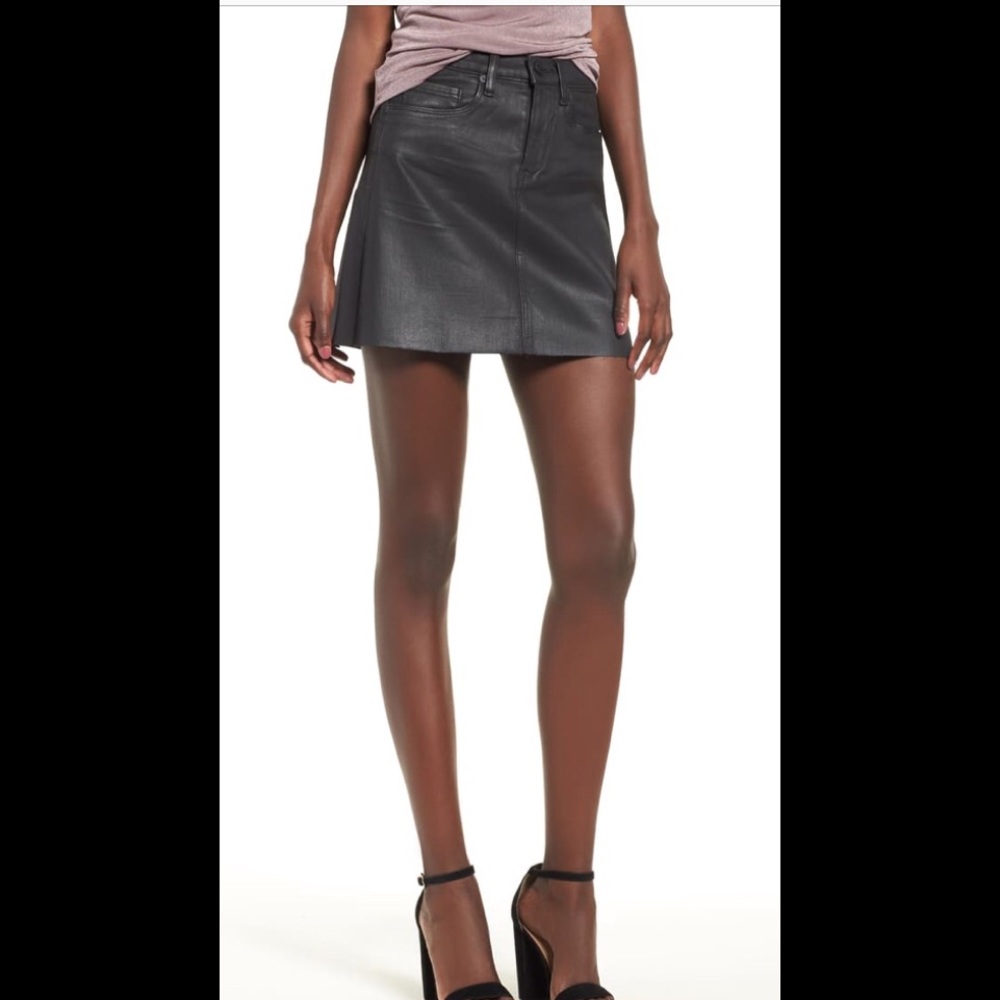 BlankNYC Coated Leather 👀 Look Skirt